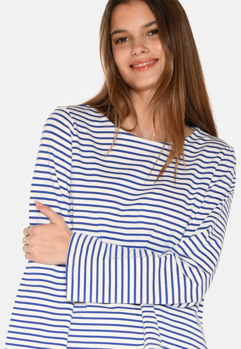 moves Estella long sleeved t-shirt 4272 Long Sleeved T-shirt 4048 Nebulas Blue